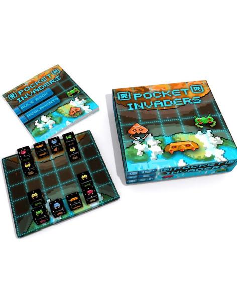 Pocket Invaders  - Pocket Invaders recrea una atmósfera retro dentro de la estrategia. Un universo donde hay que tener muy en cu