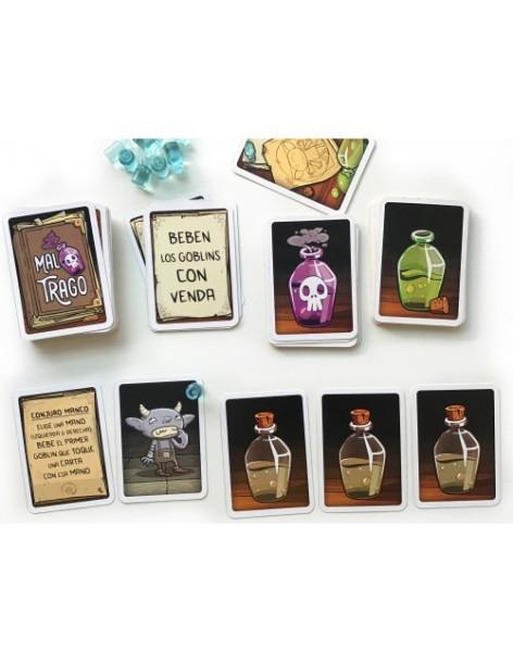 Mal Trago. Juego de Mesa  - Mal Trago es un juego de cartas muy divertido para jugar en familia o con amigos.

Un juego con poci 2