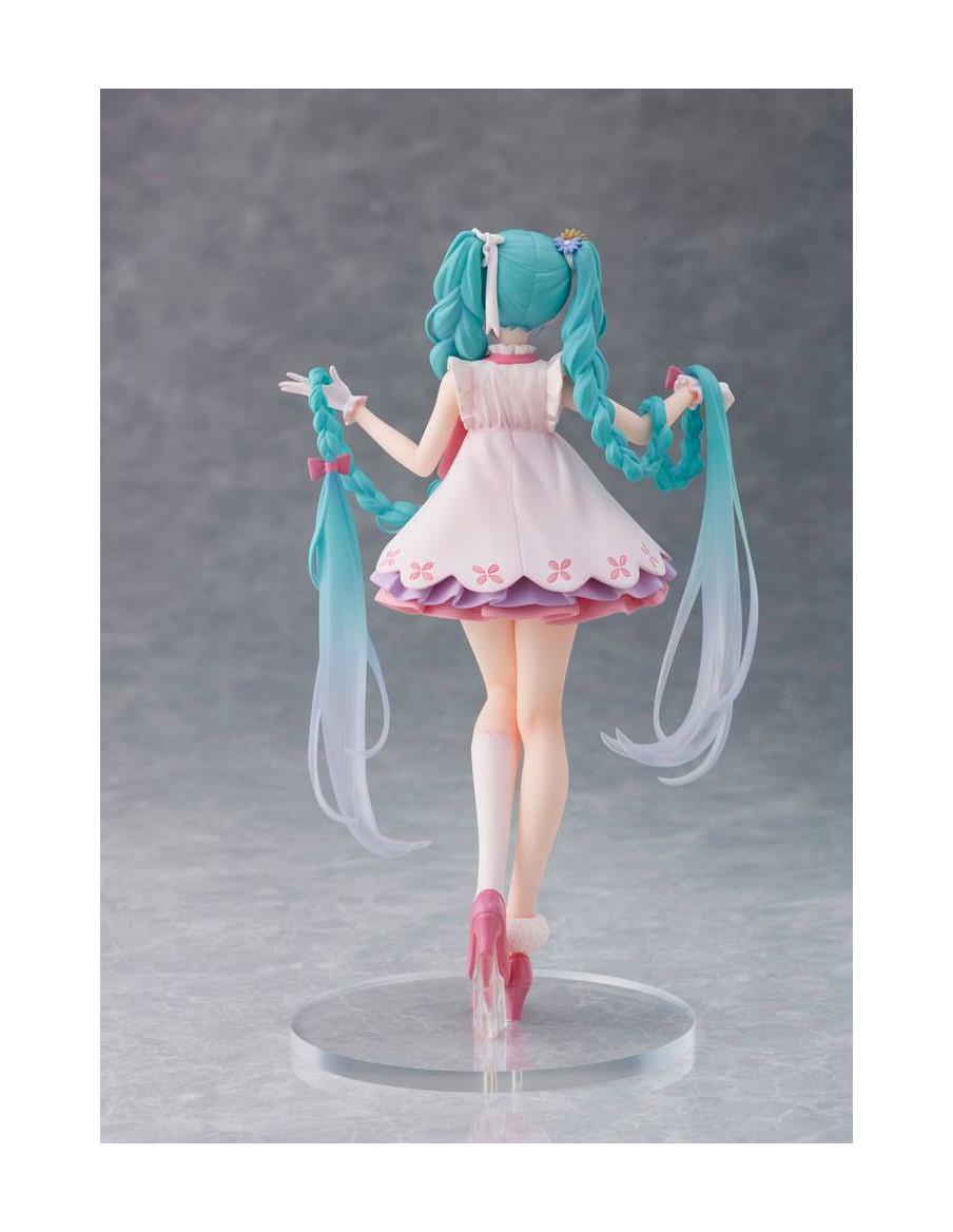 Figura Hatsune Miku Rapunzel Wonderland  - Figura ATTACK ON TITAN The Final Season - Levi 16cm de Banpresto. Basada en la famosa