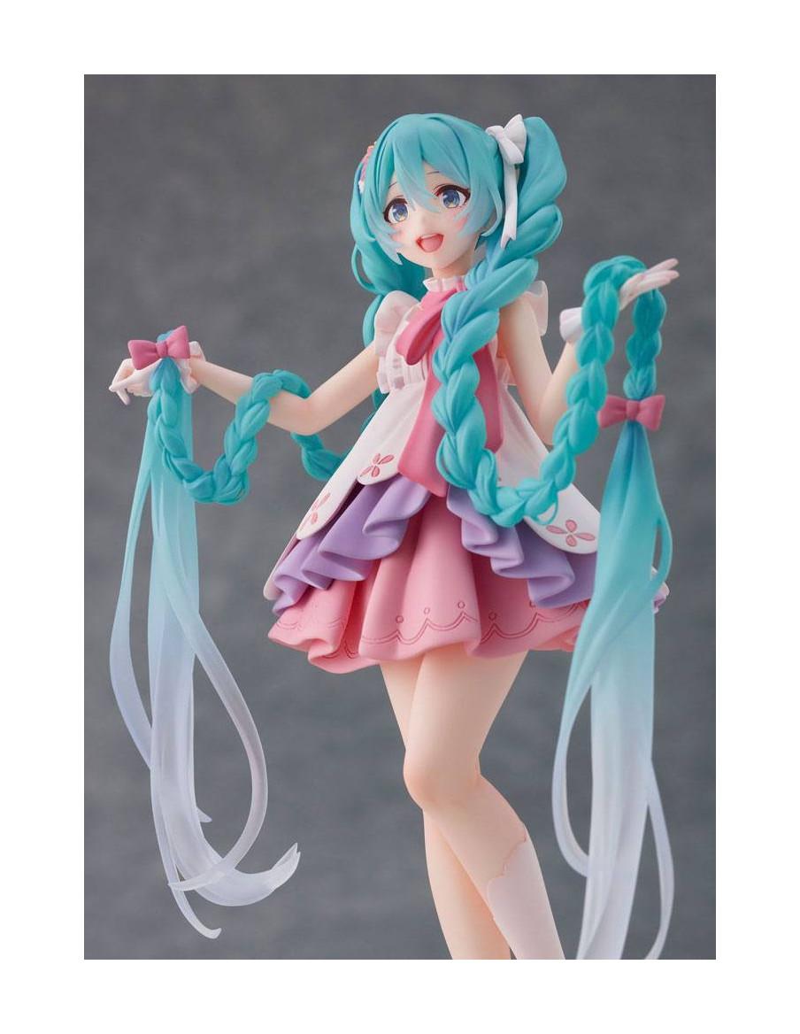 Figura Hatsune Miku Rapunzel Wonderland  - Figura ATTACK ON TITAN The Final Season - Levi 16cm de Banpresto. Basada en la famosa
