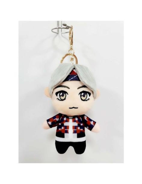 Llavero Tiny Tan V. BTS  - Llavero peluche fabricado en fibra de poliéster. Medidas 7x12 cm.