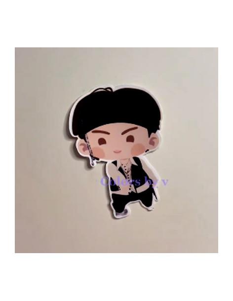 Pegatina BTS Colors by V (varios modelos)  - Pegatina de unos 7 centímetros. Resistentes al agua.Puedes usarla en botellas de ag