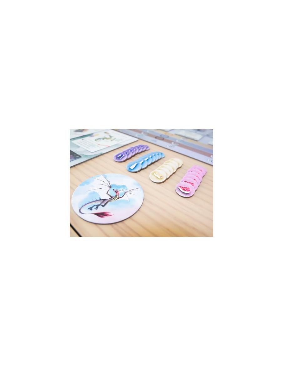 Wyrmspan. Juego de mesa de colección de Dragones  - Eres un dracólogo principiante en el mundo de Wyrmspan, un lugar en el que d