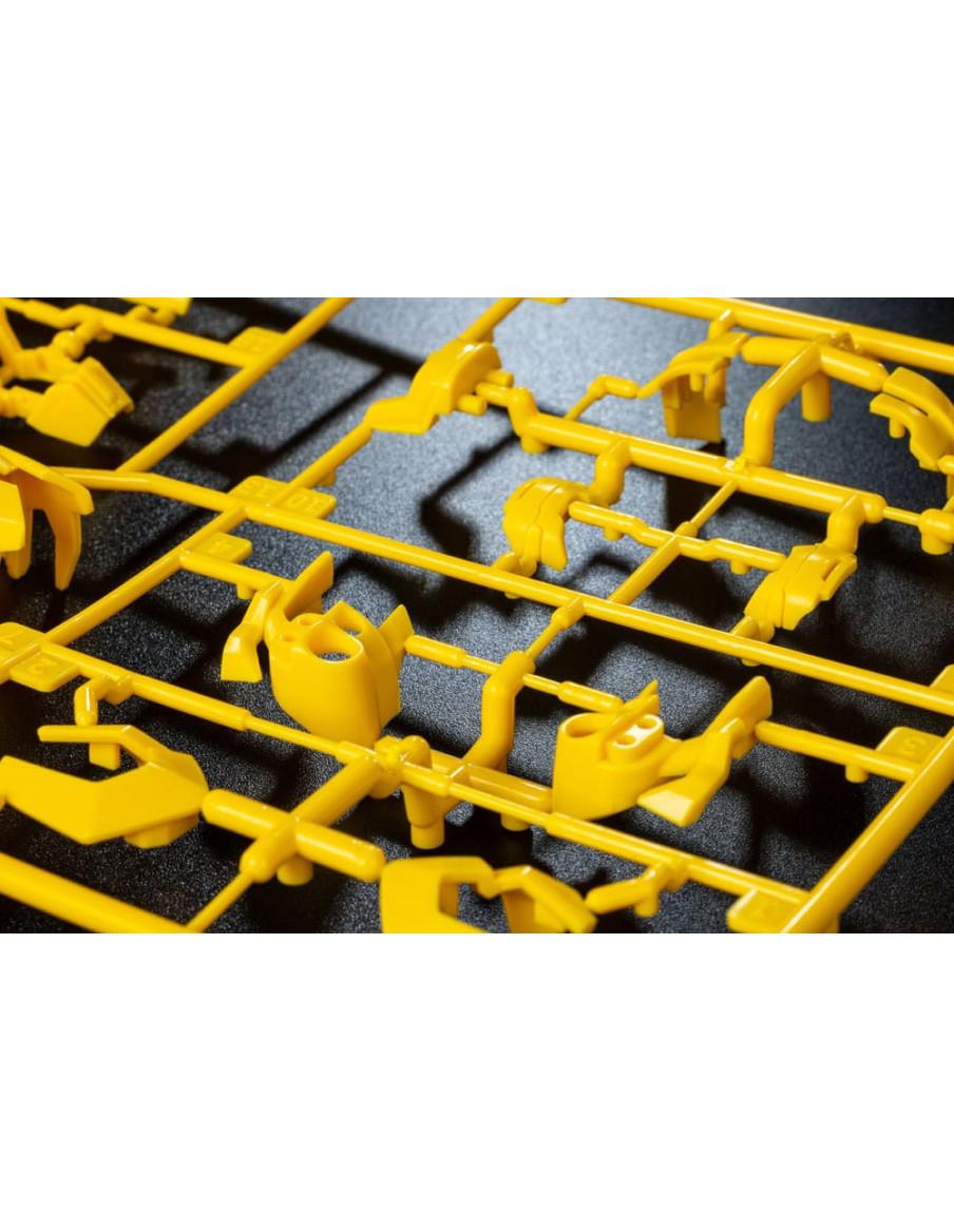 Maqueta Classic Class 02 Bumblebee. Transformers. Blokees  - Blokees nos presenta el modelo del "Transformers", tamaño aprox, 25