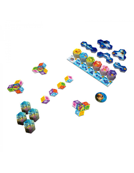 Aqua  - ¡Sumérgete en las cautivadoras profundidades de un arrecife de coral! En este ecosistema, haz que tus formaciones corali